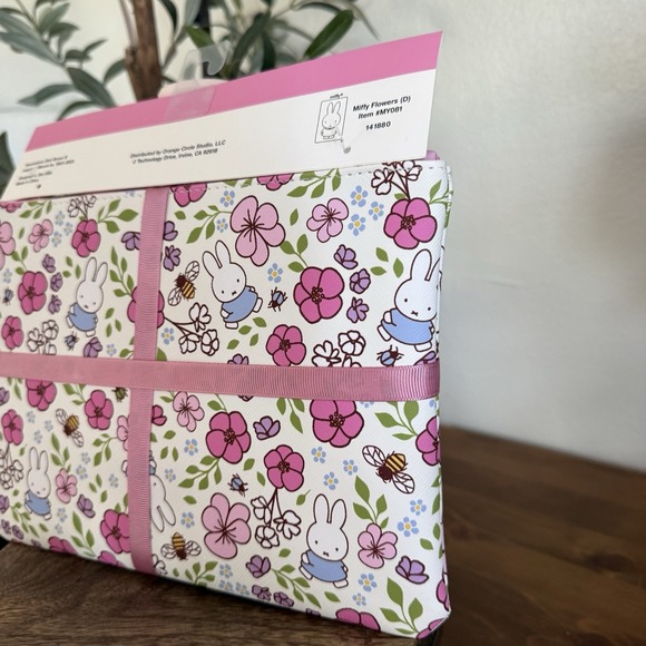 MIFFY Pencil Pouch Set 2 Pieces Flowers Medium Large Zipper Bags Stationery NWT - Picture 9 of 10